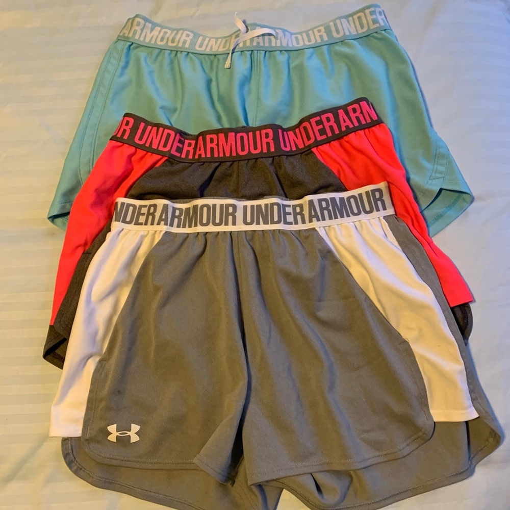 Bundle of 3 small under armour shorts!
